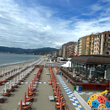 Апартаменти Vista Mare Савона Екстер'єр фото